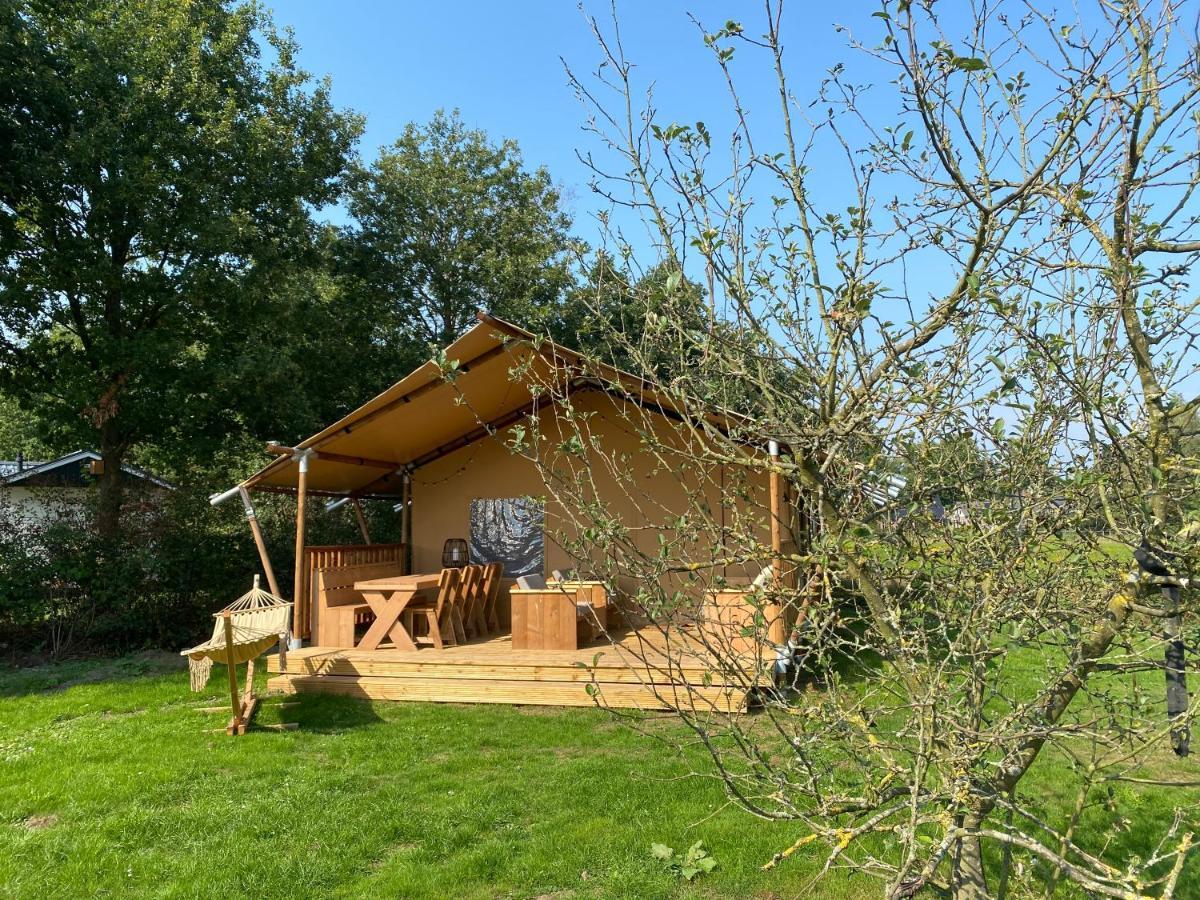 Camping De Vinkenkamp Lieren Exterior foto
