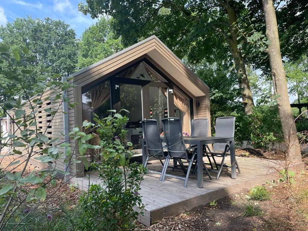 Camping De Vinkenkamp Lieren Exterior foto