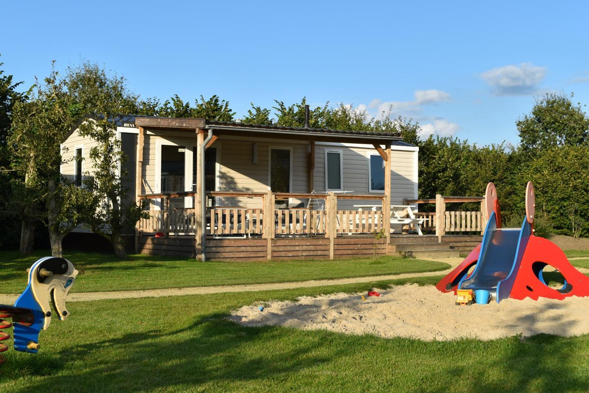 Camping De Vinkenkamp Lieren Exterior foto