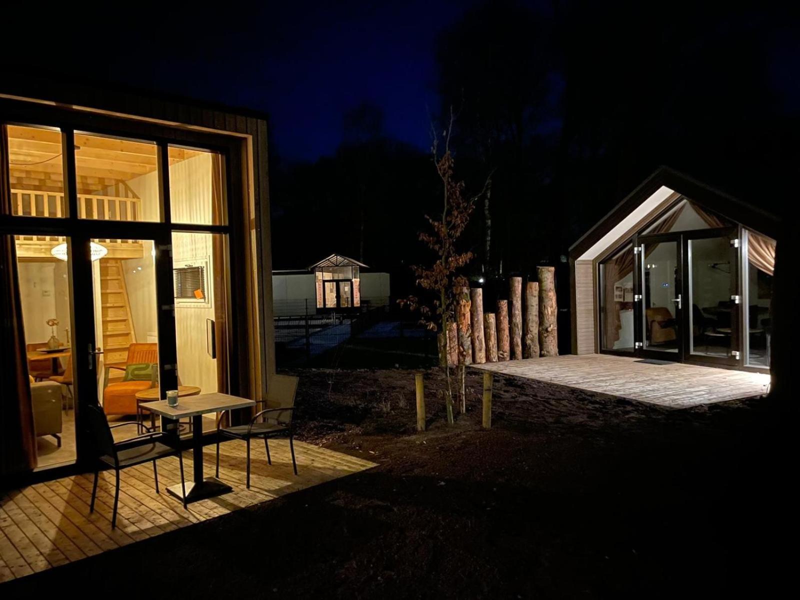 Camping De Vinkenkamp Lieren Quarto foto